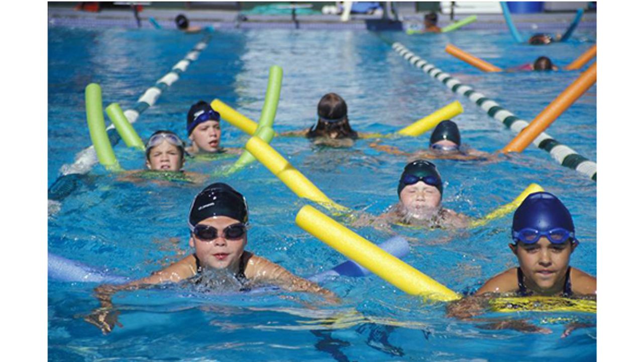08-14 Yaş Arası Çocuklara Yönelik Ücretsiz Yüzme Kursu
