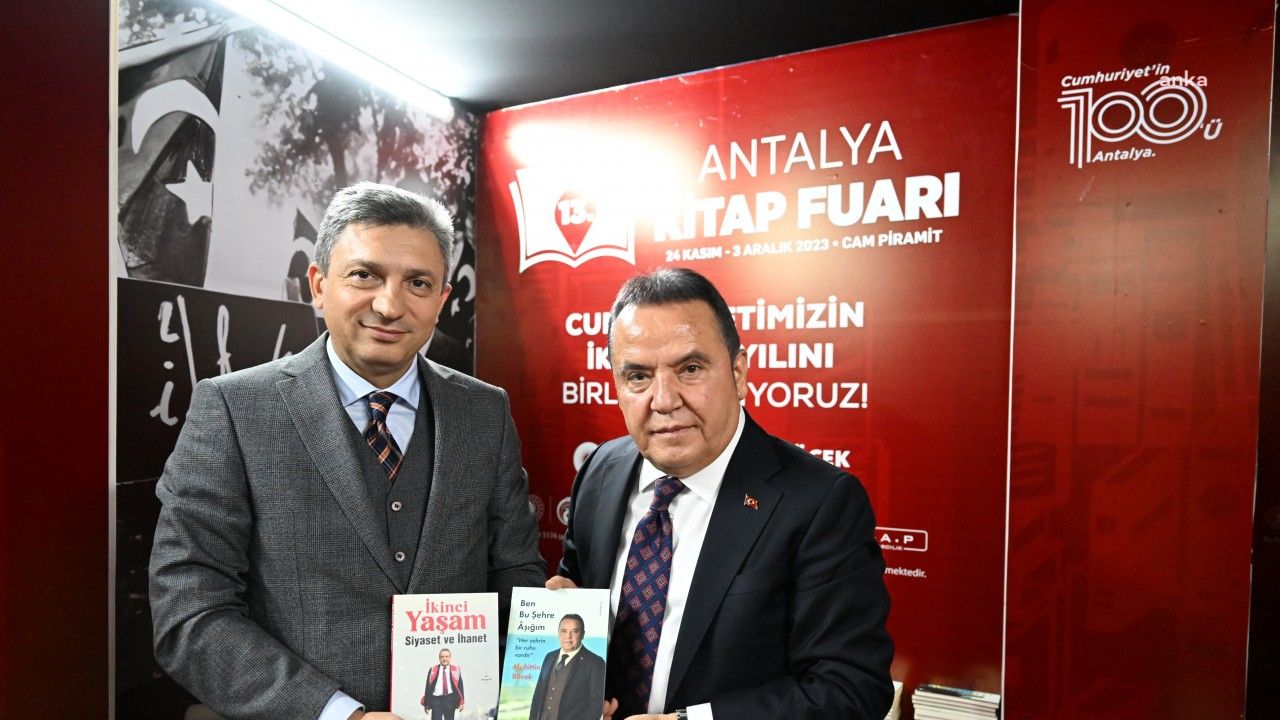 13. Antalya Kitap Fuarı’na Vali Şahin’den Ziyaret