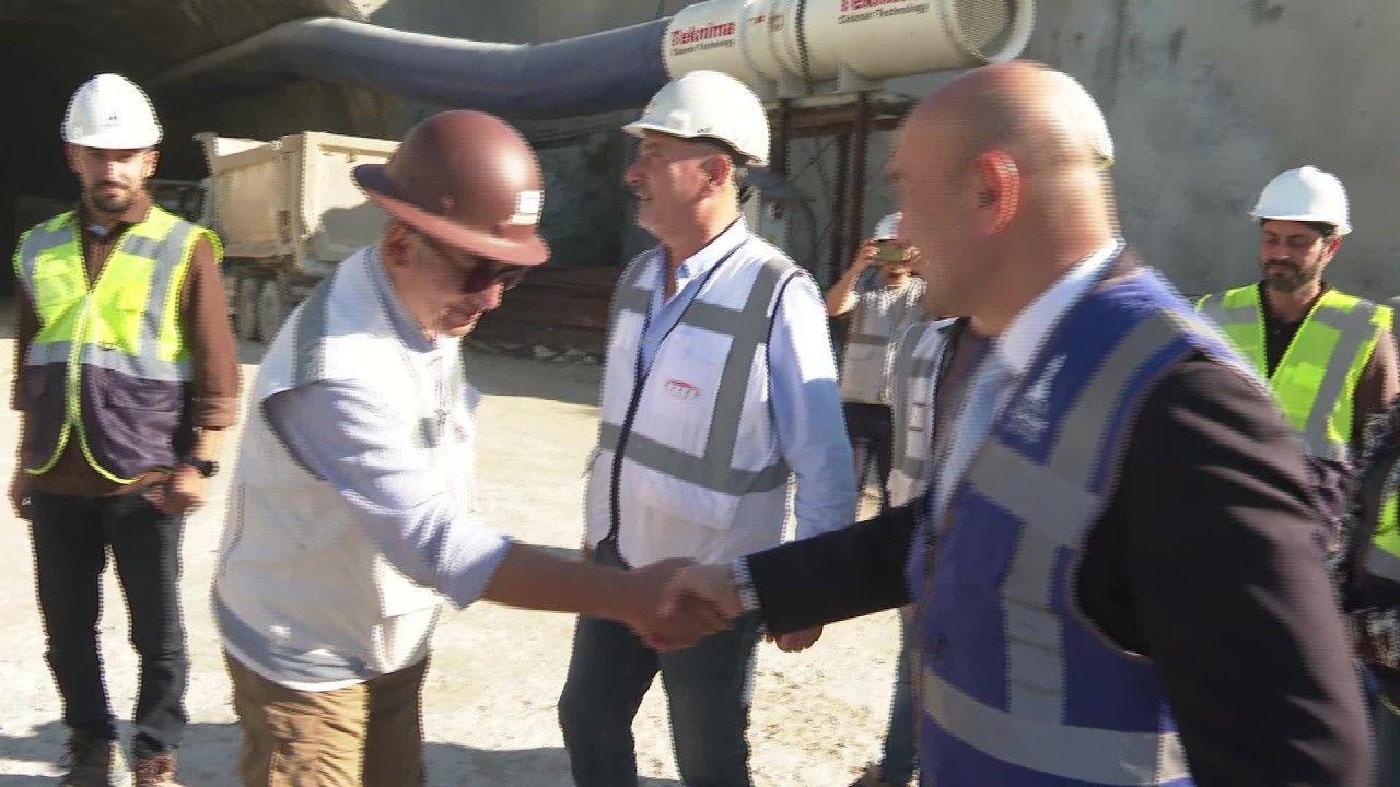 İzmir BB Başkanı Tunç Soyer, Onat Tünelini İnceledi