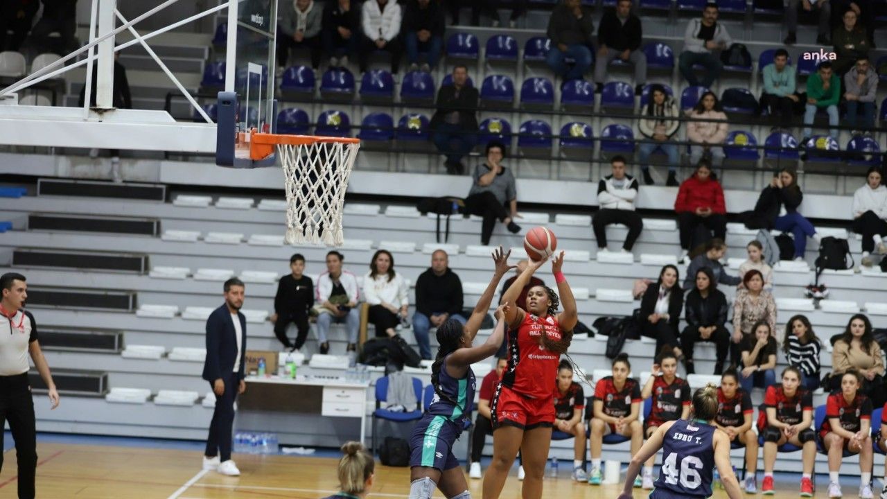 Turgutlu Belediyesi Kadın Basketbol Son Topta Kaybetti