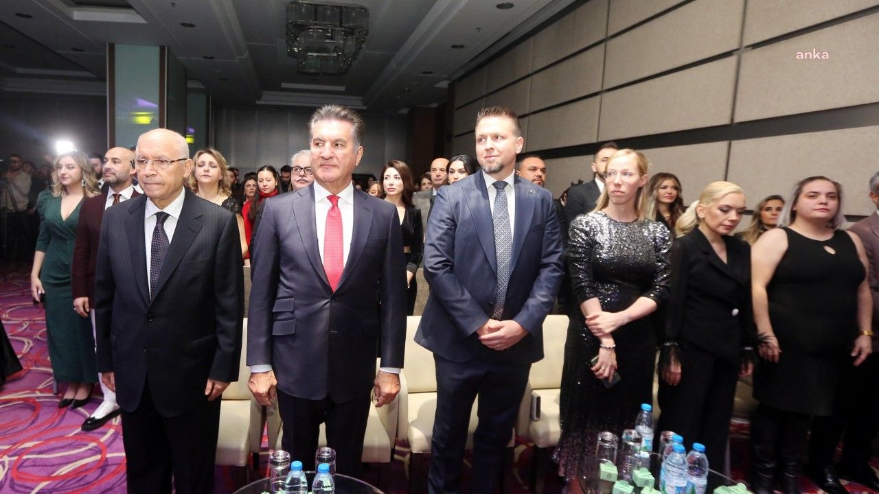 Başkan Yaşar, 'Yılın En Başarılı Belediye Başkanı' Seçildi