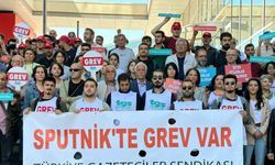 5 PARTİDEN 10 GAZETECİ KÖKENLİ MİLLETVEKİLİ, SPUTNİK GREVİNİ BAKAN IŞIKHAN’A SORDU: “İŞVEREN TEMSİLCİLERİNİN ANAYASAMIZI VE KANUNLARIMIZI İHLAL EDEN İŞLEMLERİ NEDENİYLE ÇALIŞMA İZİNLERİNİN DENETLENMESİ YÖNÜNDE GİRİŞİMDE BULUNULMUŞ MUDUR?”