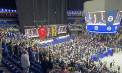 FB Tüzük Kongresi'nde, Stadyumun İsmi "Atatürk Stadyumu" Olarak Değişti