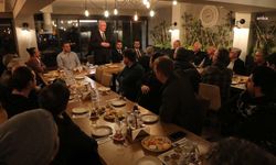ODUNPAZARI BELEDİYE BAŞKANI KURT VİŞNELİK ESNAFI İLE BULUŞTU
