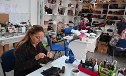 Yozgat’ta Kadınlar Deriyi İşleyip Ev Ekonomisine Katkı Sağlıyor