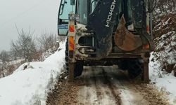 Atakum Belediyesi Ekiplerinden Yoğun Kar Mesaisi