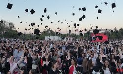 Hatay Mustafa Kemal Üniversitesi'nde Mezuniyet Coşkusu