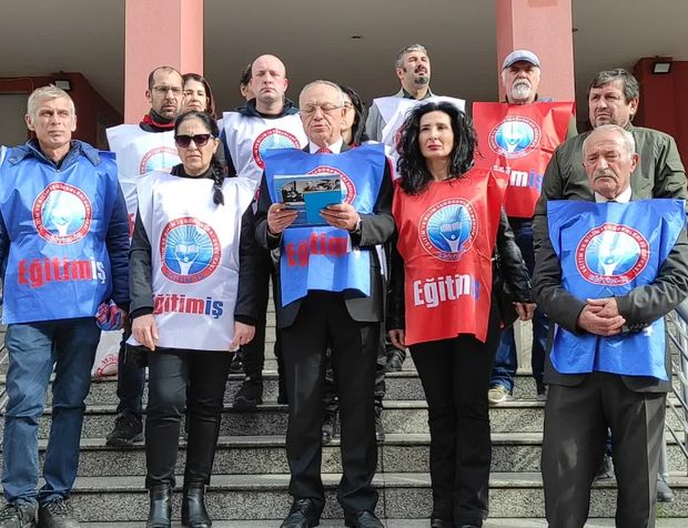 KOCAELİ’DE OKULLARA DAĞITILAN KİTAPTAKİ İFADELER TEPKİ ÇEKTİ