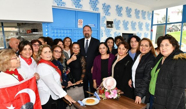 ÇİĞLİ’DE KADINLARIN İŞLETECEĞİ KAFE HİZMETE GİRDİ
