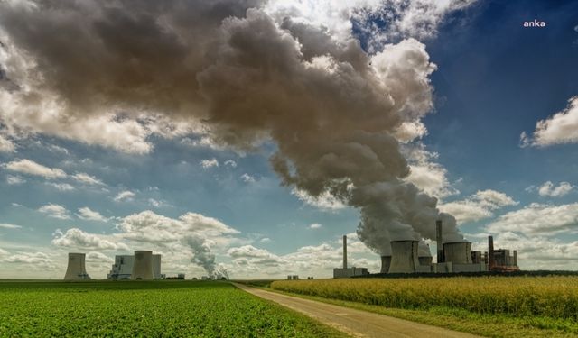 TÜİK: 2022'de toplam karbondioksit emisyonlarının yüzde 86,6'sı enerji sektöründen kaynaklandı
