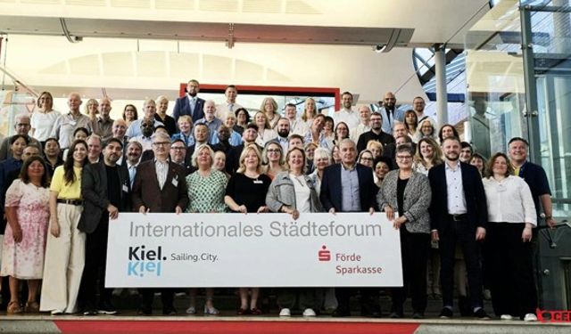 HBB Heyeti 48. Uluslararası Kentler Forumu'na Katıldı