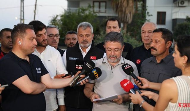 Bakan Yumaklı Hatay'da Yangın Bölgesinde: “Yangın Kontrol Altına  Alındı, Soğutma Aşamasındayız”